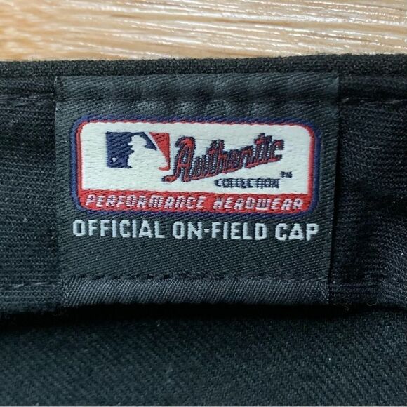 New Era San Francisco Giants Fitted Hat - Picture 10 of 12